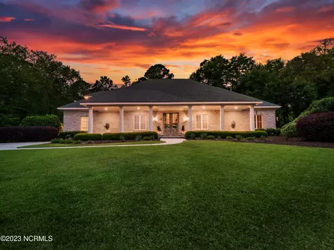 7604 Masonboro Sound Rd, Wilmington, NC 28409