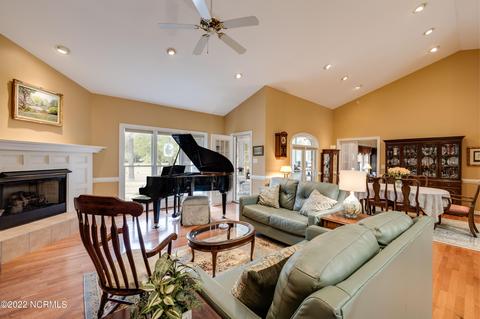 402 Potomac Dr, Chocowinity, NC 27817 photo 17