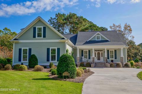 177 Maple Creek Dr, Wallace, NC 28466