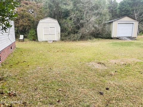 525 Groves Point Dr, Hampstead, NC 28443 photo 5