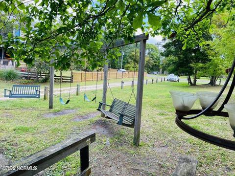 525 Groves Point Dr, Hampstead, NC 28443 photo 39
