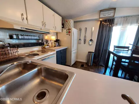 363 Sandpiper Dr, Kill Devil Hills, NC 27948 photo 8