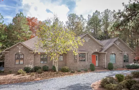 60 Idlewild Rd, Pinehurst, NC 28374 photo 1