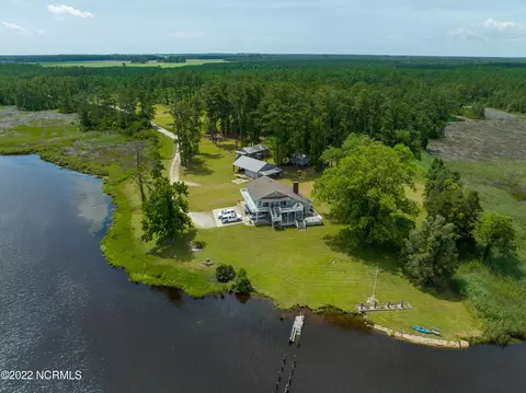 2068 Sladesville-credle Rd, Scranton, NC 27875