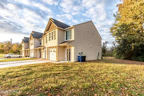 311 Winstead Loop, Richlands, NC 28574 photo 4