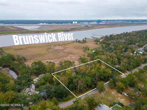 766 River Rd SE, Belville, NC 28451