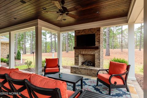 12 Middlebury Rd, Pinehurst, NC 28374 photo 3