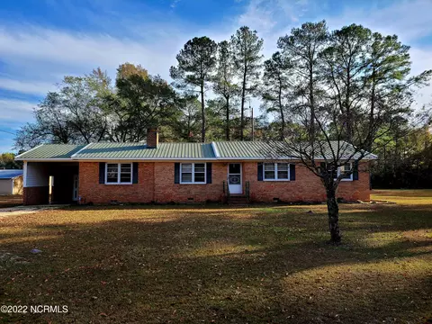 12175 Boykin Bridge Rd, Roseboro, NC 28382