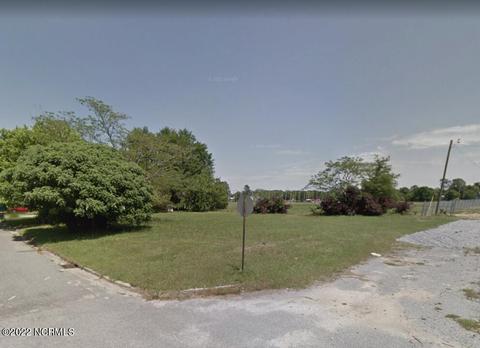 1100 Meadowbrook Dr, Greenville, NC 27834