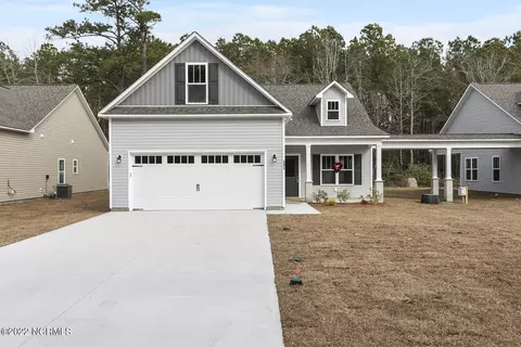 1031 Dan Owen Dr, Hampstead, NC 28443 photo 1
