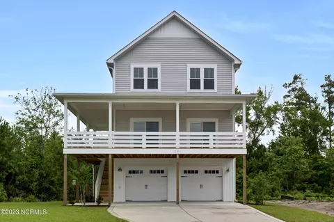 301 Landon Ln, Sneads Ferry, NC 28460