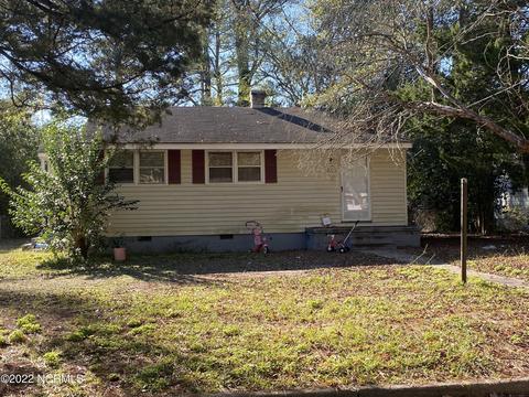 2315 Briarfield Rd, Kinston, NC 28501