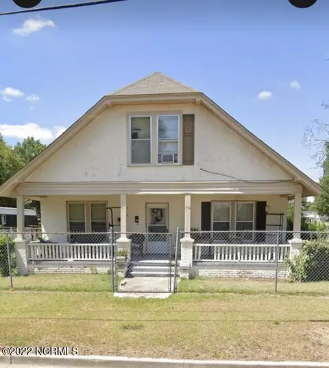 318 E Peyton Ave, Kinston, NC 28501