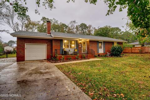 114 Cherokee Trl, Wilmington, NC 28409