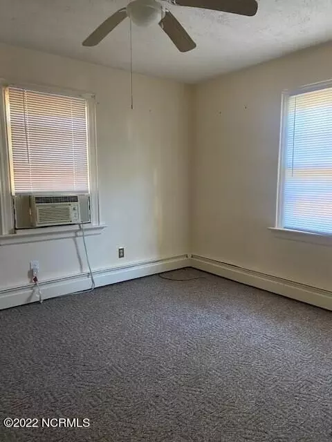 413 E 10th St, Washington, NC 27889 photo 5