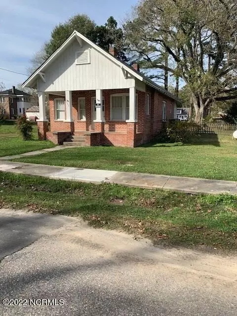 307 E Canal St, Aulander, NC 27805