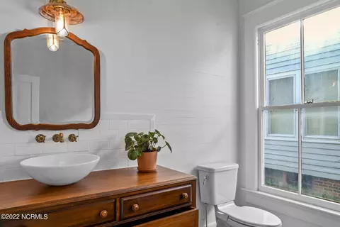 516 E Main St, Washington, NC 27889 photo 42