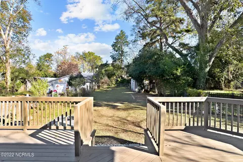 516 E Main St, Washington, NC 27889 photo 12
