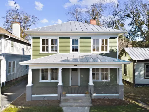 516 E Main St, Washington, NC 27889 photo 1