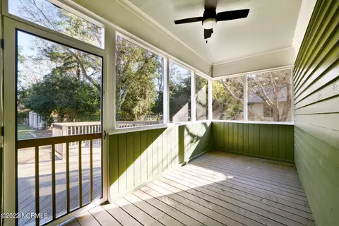 516 E Main St, Washington, NC 27889 photo 21