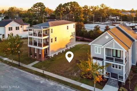 809 E Front St, New Bern, NC 28560 photo 4