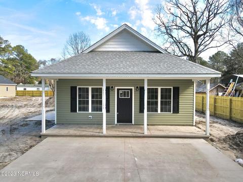 123 Sycamore Dr, Moyock, NC 27958