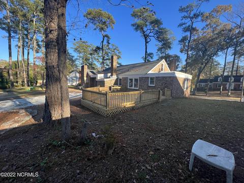 208 E Franklin St, Williamston, NC 27892 photo 9