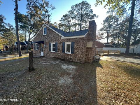 208 E Franklin St, Williamston, NC 27892 photo 7