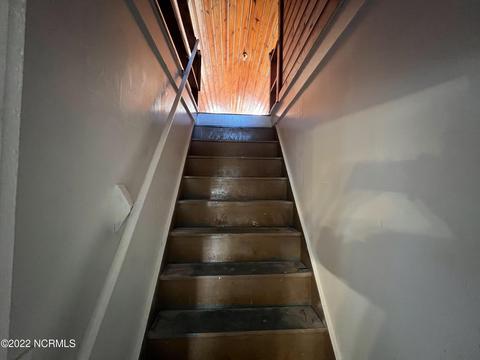 208 E Franklin St, Williamston, NC 27892 photo 14