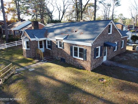 208 E Franklin St, Williamston, NC 27892 photo 5