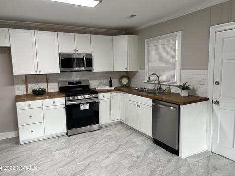 114 E 8th St, Washington, NC 27889 photo 4