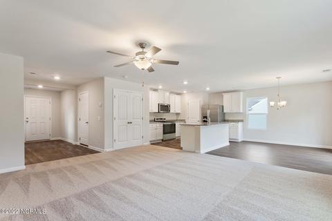 229 Poppleton Dr, Hampstead, NC 28443 photo 4