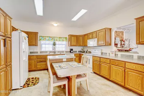 105 Rustic Ct, Hampstead, NC 28443 photo 15