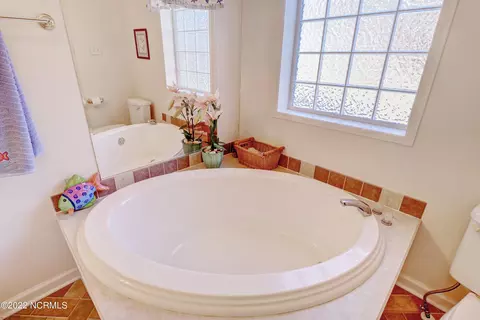 105 Rustic Ct, Hampstead, NC 28443 photo 12