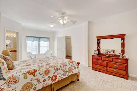 105 Rustic Ct, Hampstead, NC 28443 photo 7
