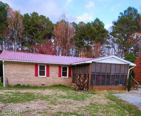 1931 Indian Woods Rd, Windsor, NC 27983