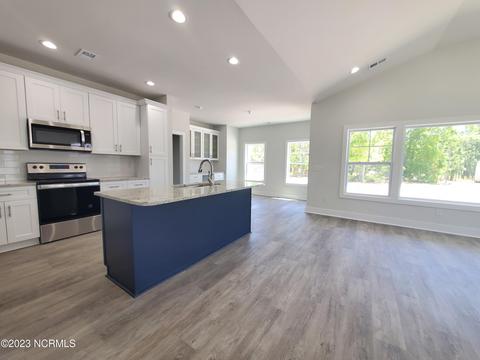 540 Barber Rd, Boiling Spring Lakes, NC 28461 photo 11