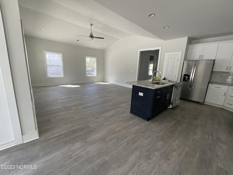 540 Barber Rd, Boiling Spring Lakes, NC 28461 photo 7