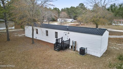 115 Plum Tree Dr, Hamlet, NC 28345 photo 4