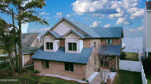 932 Waterlily Rd, Coinjock, NC 27923