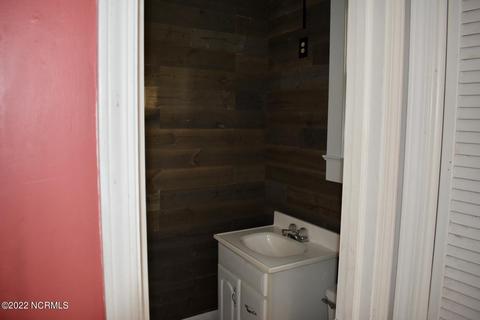 105 E Main St, Severn, NC 27877 photo 6