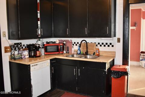 105 E Main St, Severn, NC 27877 photo 10