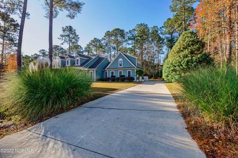 748 Royal Tern Dr, Hampstead, NC 28443 photo 2