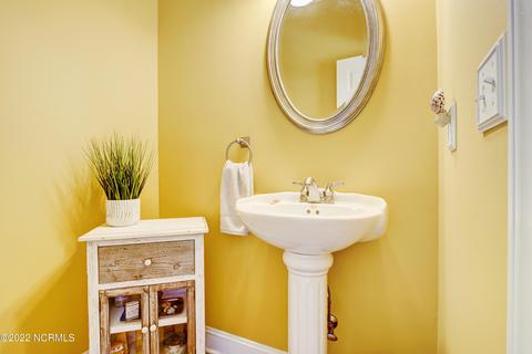 748 Royal Tern Dr, Hampstead, NC 28443 photo 11