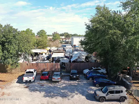 228 Old Dairy Rd, Wilmington, NC 28405