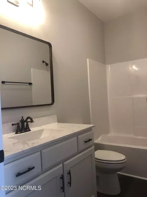 276 Eureka Ave, Washington, NC 27889 photo 7