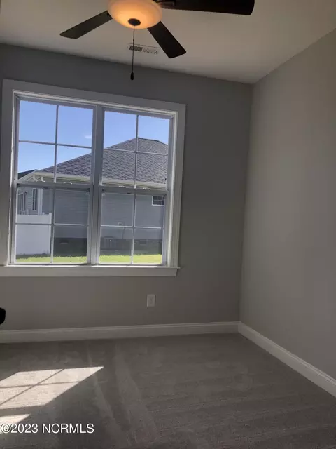 276 Eureka Ave, Washington, NC 27889 photo 5