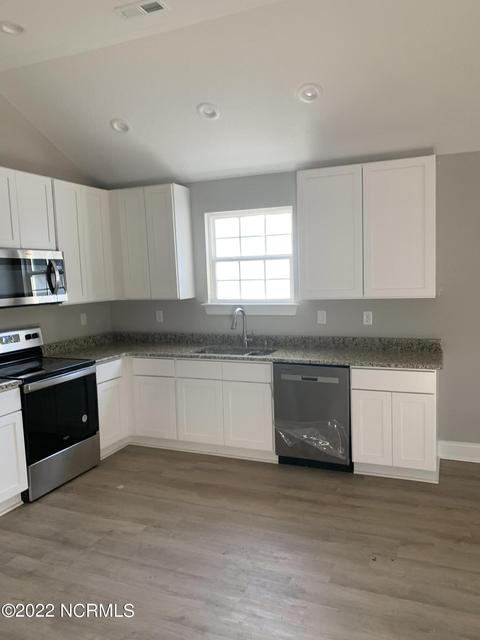 107 Middle St, Barco, NC 27917 photo 11