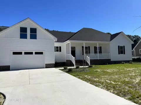 121 Savannah Ave, Grandy, NC 27939
