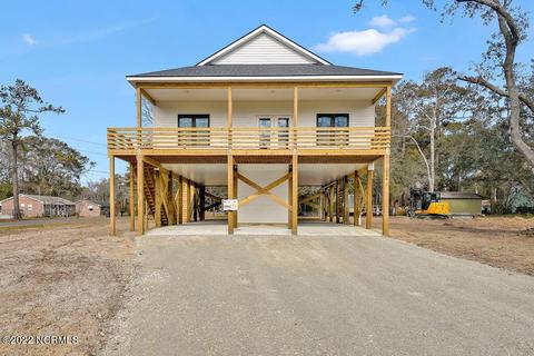 2586 Bellamy Dr SW, Supply, NC 28462